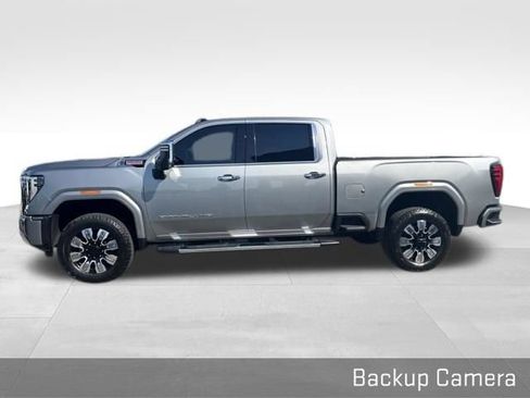 Used 2024 GMC Sierra 2500 Denali w/ Denali Reserve Package AWD/4WD image 7