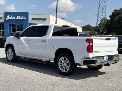 Used 2024 Chevrolet Silverado 1500 LTZ w/ LTZ Convenience Package II AWD/4WD image 20