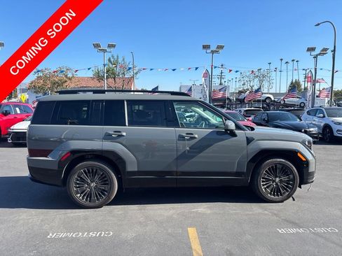 Used 2025 Hyundai Santa Fe Calligraphy FWD image 3