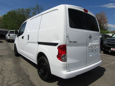 Used 2019 Nissan NV200 SV w/ Back Door Glass Package FWD image 5