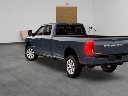 New 2026 RAM 2500 Laramie AWD/4WD image 3