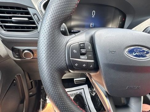 Used 2024 Ford Escape ST-Line w/ Tech Pack #1 AWD/4WD image 17