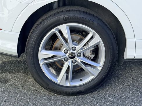 Certified 2024 Audi Q3 2.0T Premium Plus image 26