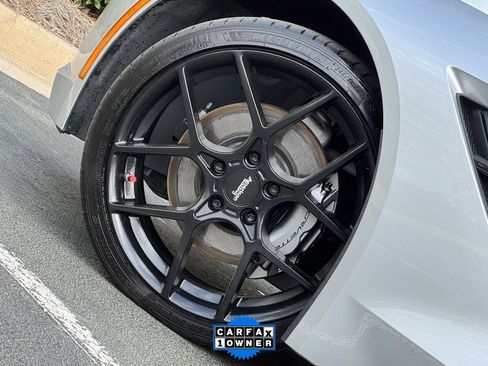 Used 2017 Chevrolet Corvette Stingray Coupe w/ 3LT Preferred Equipment Group image 9