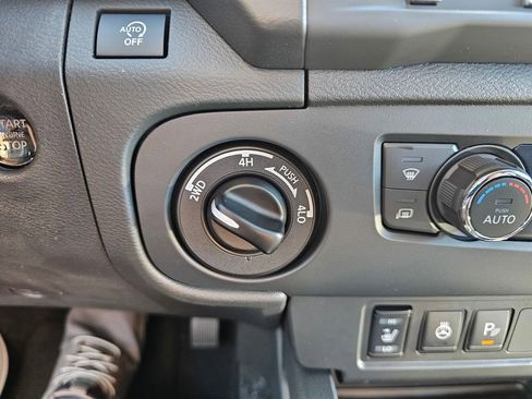 New 2026 Nissan Frontier SV w/ SV Convenience Package image 21