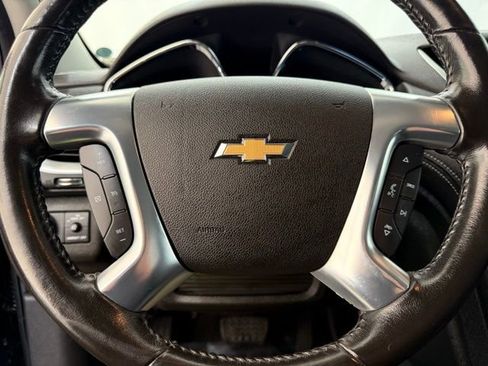 Used 2016 Chevrolet Traverse LT image 38