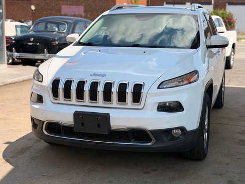 Used 2015 Jeep Cherokee Limited AWD/4WD image 4