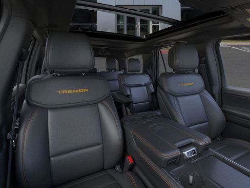 New 2026 Ford Expedition Tremor image 10