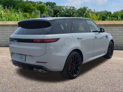 New 2026 Land Rover Range Rover Sport Dynamic SE AWD/4WD image 4