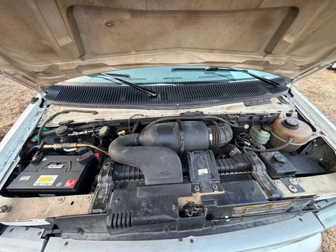 Used 1997 Ford E-350 and Econoline 350 Club Wagon image 17