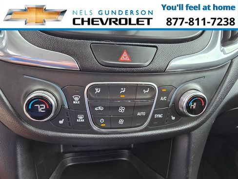 Used 2020 Chevrolet Equinox LT AWD/4WD image 21