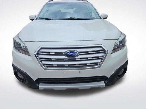 Used 2016 Subaru Outback 2.5i Limited AWD/4WD image 8