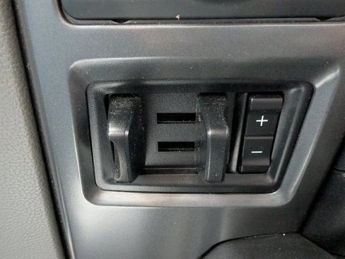 Used 2017 Ford F150 XLT w/ Equipment Group 302A Luxury image 28