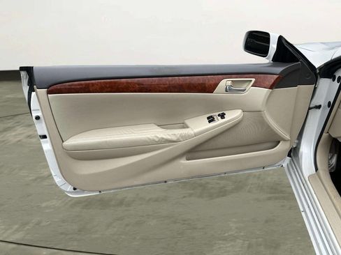 Used 2006 Toyota Solara SLE image 14