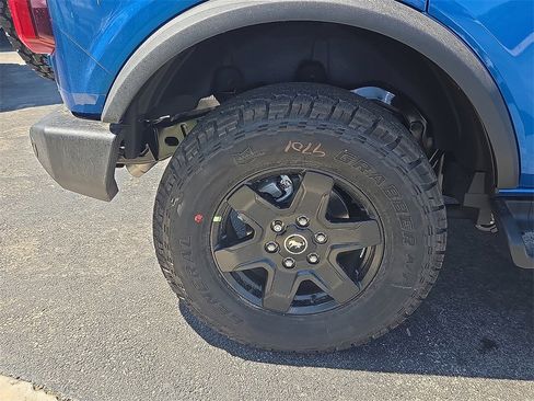 New 2025 Ford Bronco Big Bend image 8