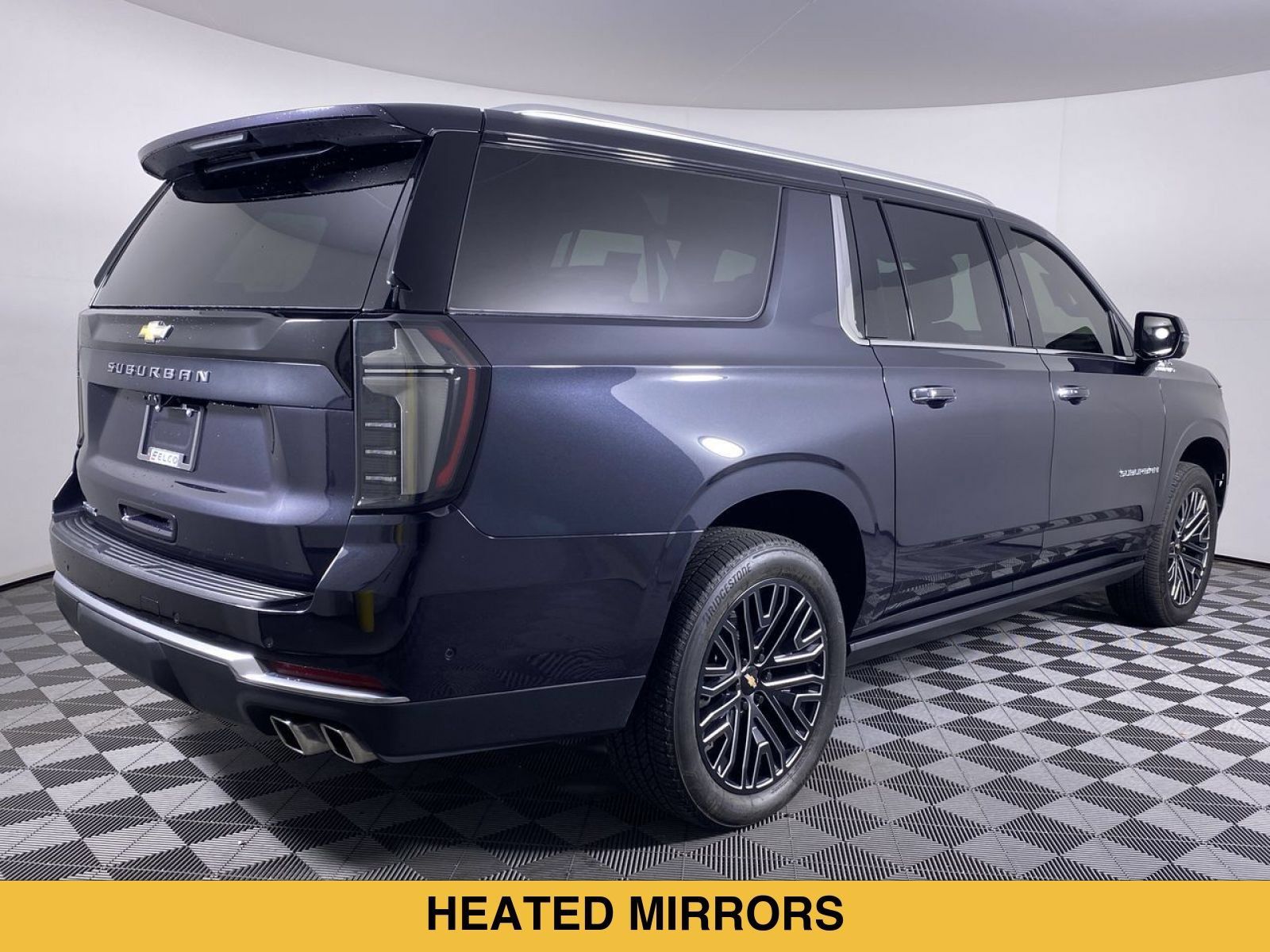 Certified 2026 Chevrolet Suburban High Country AWD/4WD image 21