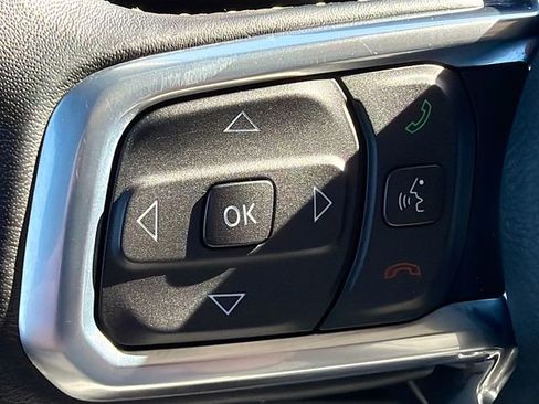 Used 2020 Jeep Gladiator Overland w/ Safety Group image 34