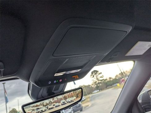 New 2026 Chevrolet Equinox LT w/ Safety and Technology Package image 24