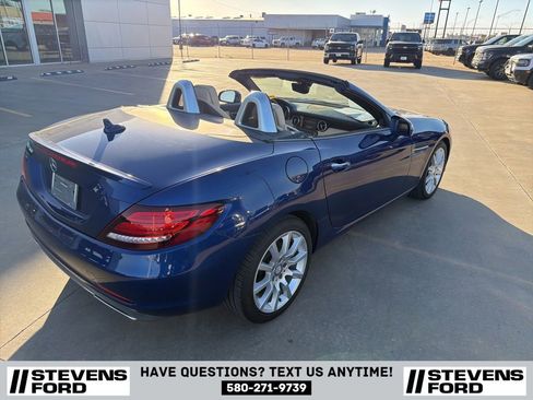 Used 2017 Mercedes-Benz SLC 300 image 8