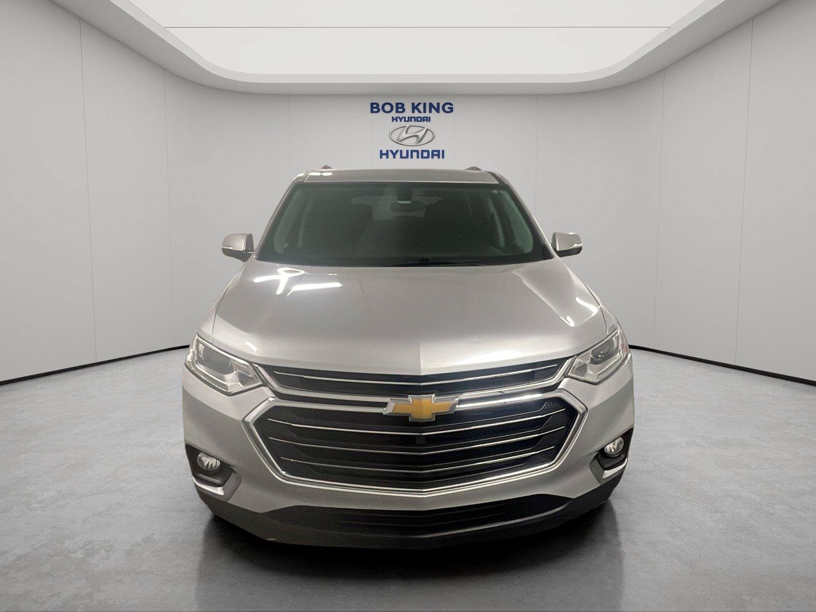 Used 2018 Chevrolet Traverse LT FWD image 8