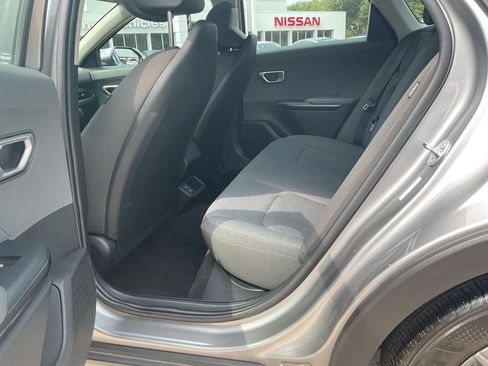 Used 2025 Kia K4 FWD image 11