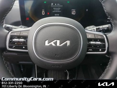Used 2025 Kia Sorento S w/ Panoramic Sunroof Package image 11