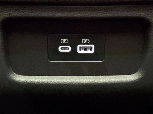 Used 2025 Nissan Pathfinder SL w/ SL Premium Package FWD image 36