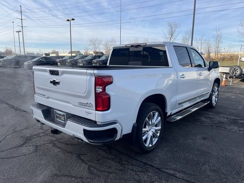 Used 2022 Chevrolet Silverado 1500 High Country w/ High Country Premium Package image 7