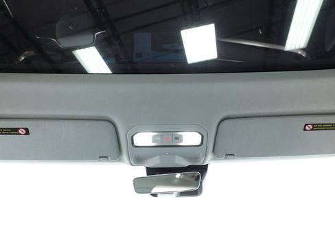 Used 2024 Rivian R1S Adventure AWD/4WD image 42