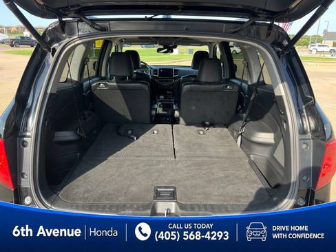 Used 2017 Honda Pilot Elite image 16
