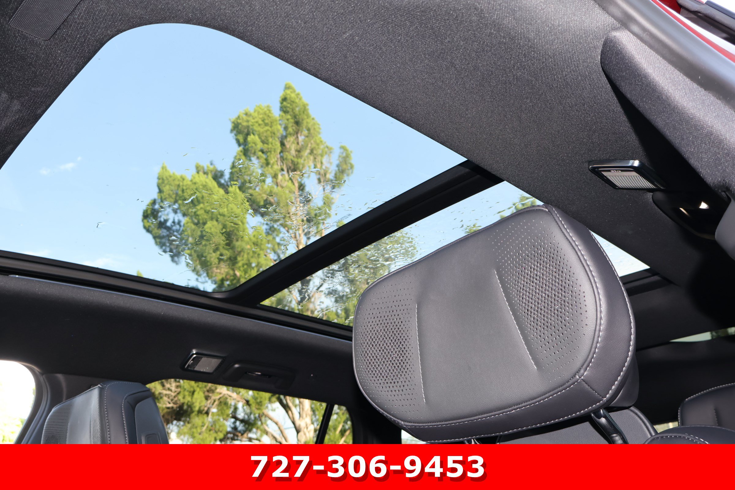 Used 2026 Cadillac Vistiq Luxury AWD/4WD image 5