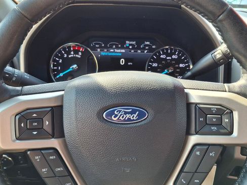 Used 2020 Ford F250 Lariat w/ Chrome Package AWD/4WD image 16