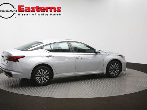 Used 2023 Nissan Altima 2.5 SV w/ SV Premium Package AWD/4WD image 44