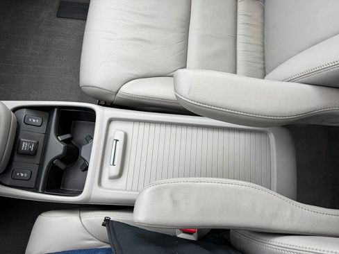 Used 2012 Honda CR-V EX-L image 21