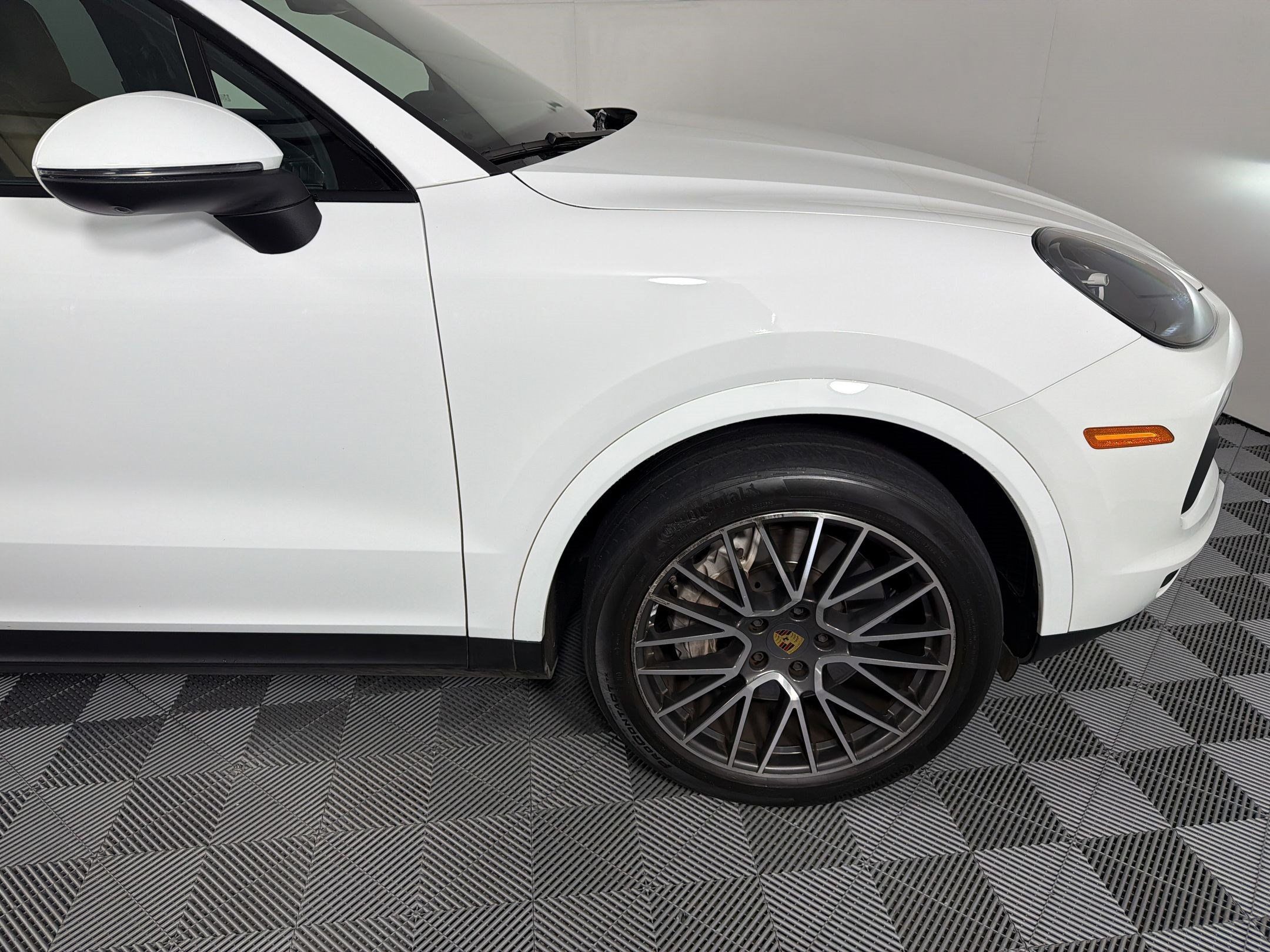 Certified 2023 Porsche Cayenne AWD/4WD image 13