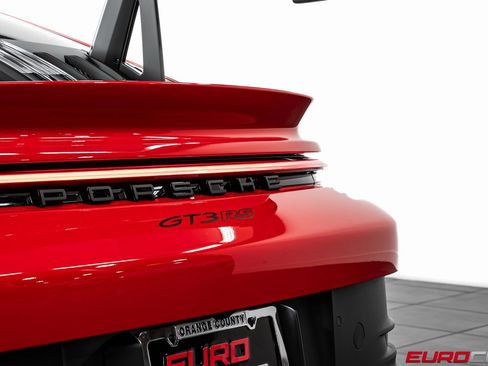 Used 2025 Porsche 911 GT3 RS image 24