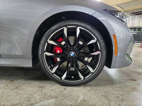 Used 2026 BMW 330i xDrive Sedan w/ M Sport Package AWD/4WD image 9