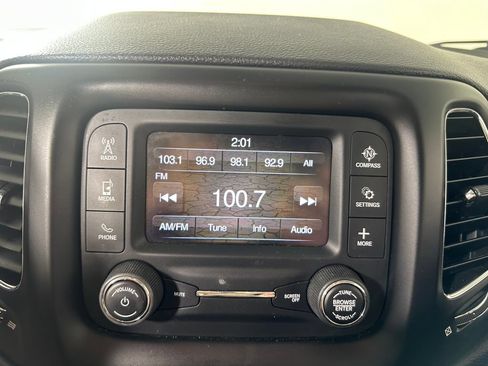Used 2018 Jeep Compass Sport FWD image 25