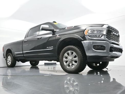 Used 2022 RAM 3500 Limited AWD/4WD image 42