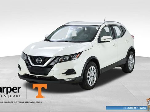 Used 2020 Nissan Rogue Sport SV w/ All-Weather Package AWD/4WD image 1