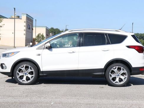 Certified 2019 Ford Escape Titanium AWD/4WD image 6