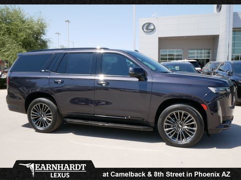 Used 2022 Cadillac Escalade Sport w/ Touring Package AWD/4WD image 13