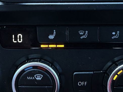 Used 2013 Volkswagen Jetta GLI Autobahn image 29