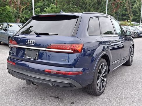 Used 2021 Audi Q7 3.0T Premium Plus w/ Premium Plus Package AWD/4WD image 6