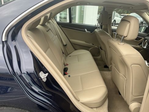 Used 2014 Mercedes-Benz C 300 4MATIC Sedan image 14