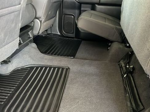 Used 2022 Chevrolet Silverado 1500 Custom Trail Boss AWD/4WD image 20