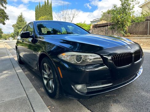 Used 2011 BMW 528i Sedan RWD image 8