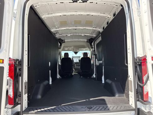 New 2026 Ford Transit 250 148 Medium Roof w/ Load Area Protection Package RWD image 12