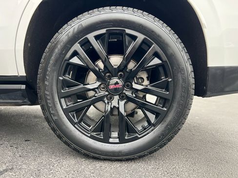 Used 2021 GMC Yukon Denali w/ Denali Ultimate Package image 33