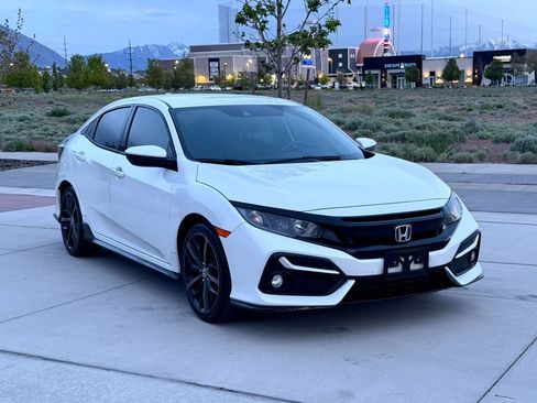 Used 2021 Honda Civic Sport image 3
